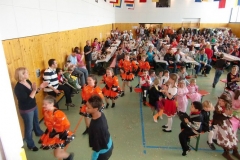 kinder2010_07_t